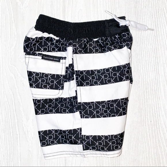 Calvin Klein Jeans Swim Trunks Size 18 Months - Picture 4 of 5